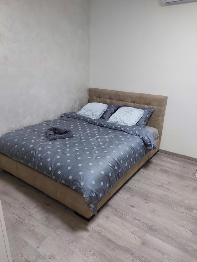 Apartman Mikikiki Belgrado Exterior foto