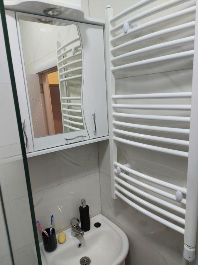 Apartman Mikikiki Belgrado Exterior foto