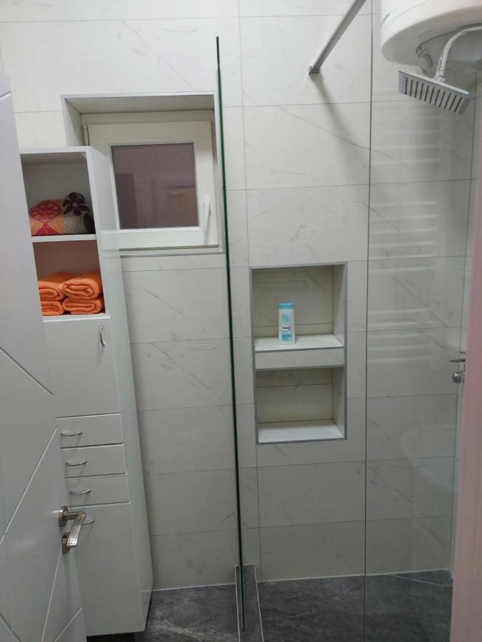 Apartman Mikikiki Belgrado Exterior foto