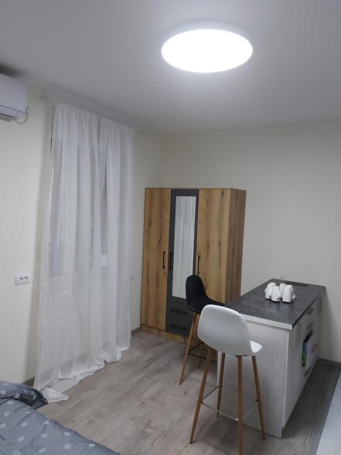 Apartman Mikikiki Belgrado Exterior foto
